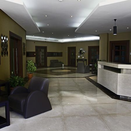 Almoayyed Suites Manama Luaran gambar